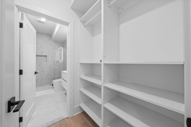 Building Photo - 124 Glenwood Ave