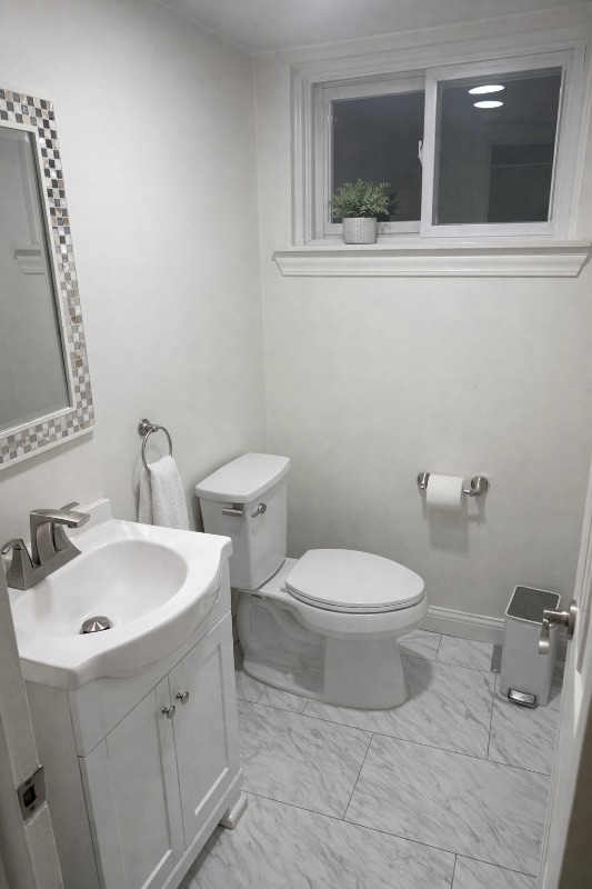 Building Photo - 36969 Lancaster St