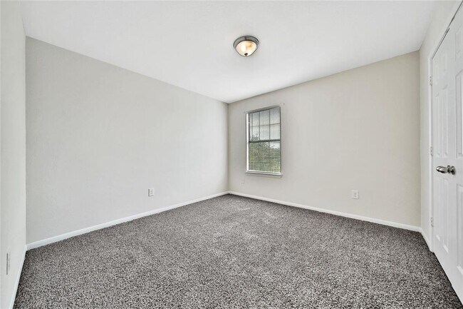 Building Photo - 15427 Cabot Ridge Ln