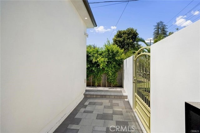 Building Photo - 13908 Collins St