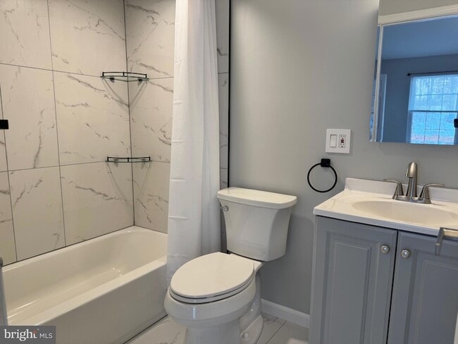 Building Photo - 26 Fair Oaks Ct