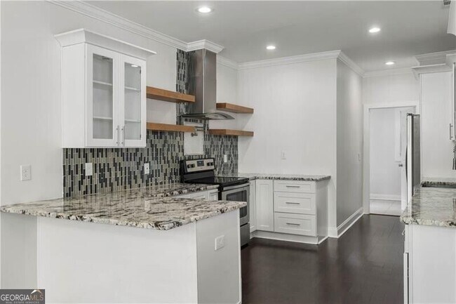 Building Photo - 954 Byron Dr SW