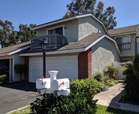 Building Photo - 25091 Acacia Ln