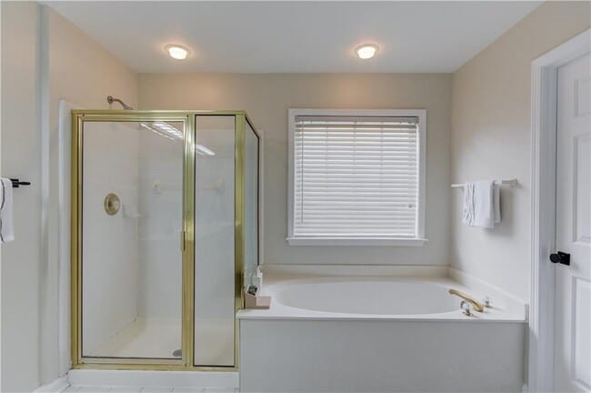 Building Photo - 5135 Amberden Hall Dr