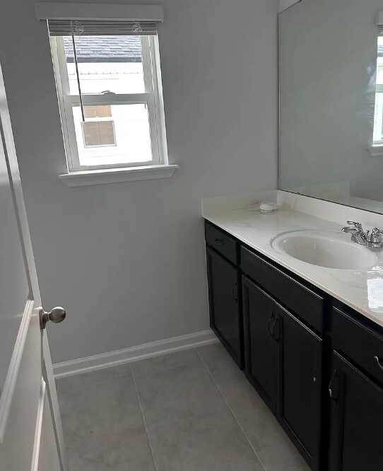 Building Photo - 322 Brandon Lks Dr