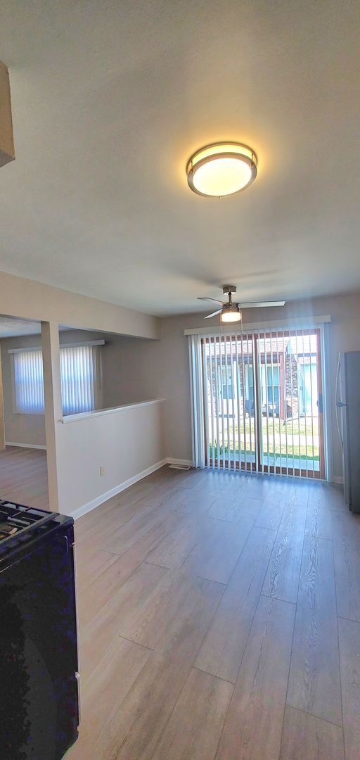 Building Photo - Lovely Mokena  3br/1br  Ranch Style Townho...