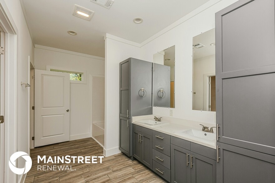 Building Photo - 1417 Illinois Ave