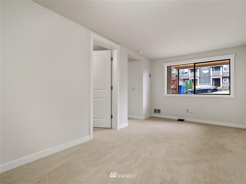 Living Room - 740 N 94th St