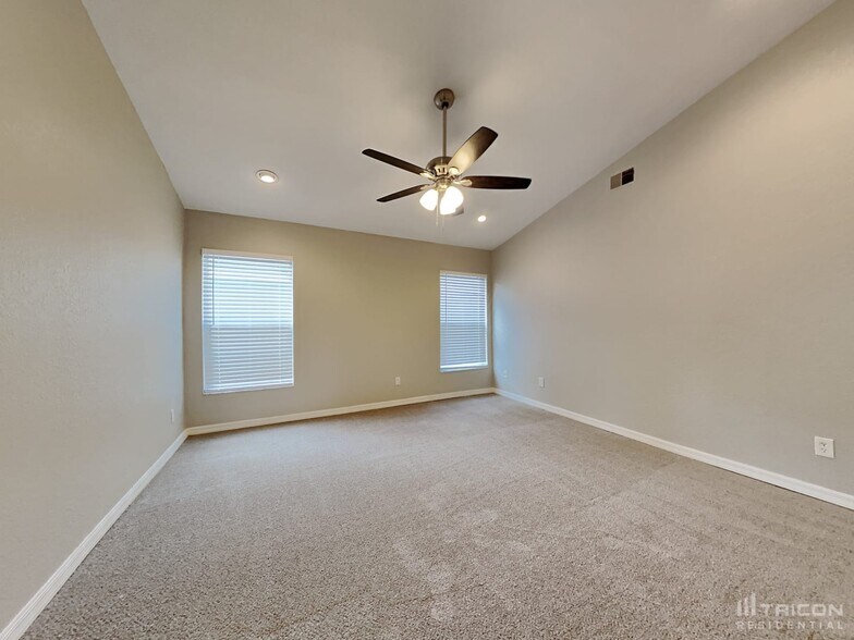 Building Photo - 2636 Cahill Way