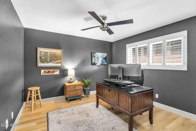 Building Photo - 17218 E Parlin Dr