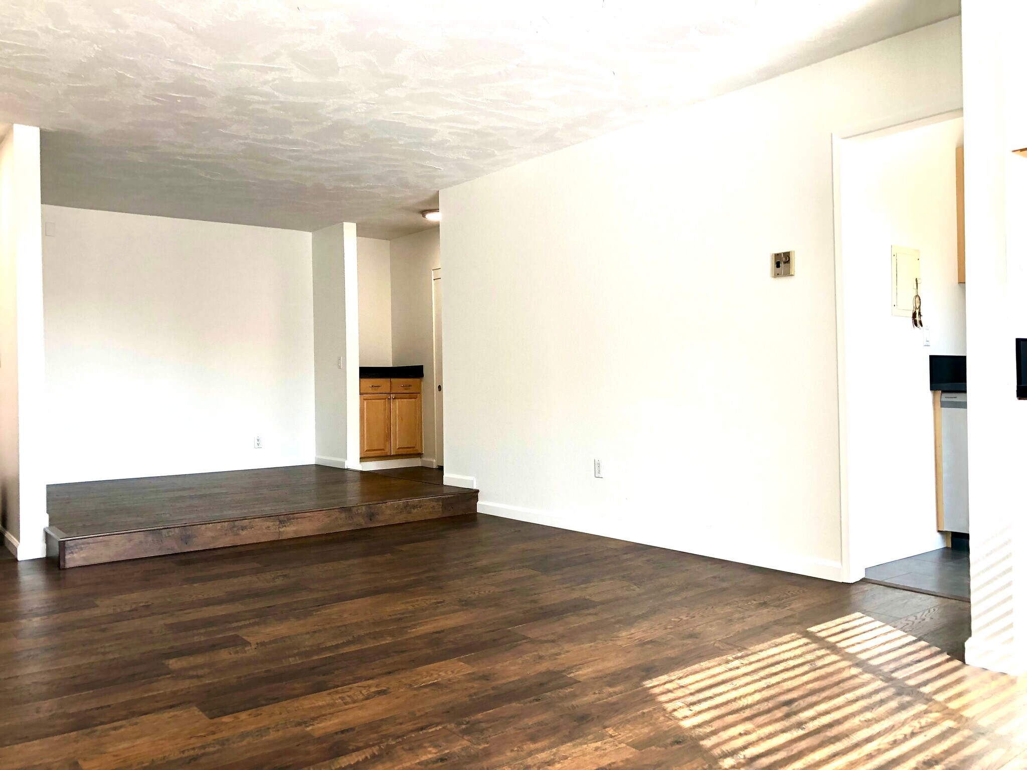 Building Photo - 6780 Friars Rd