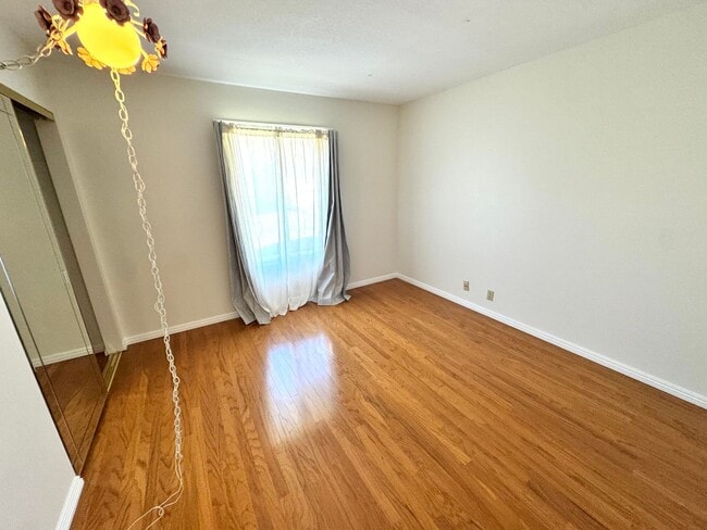 Building Photo - Quiet cul-de-sac Ondulando home with attached ADU included!!