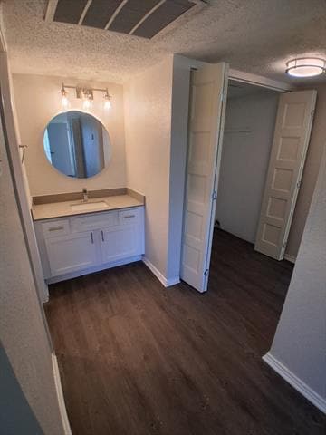 Building Photo - 4288 Bass Pro Dr