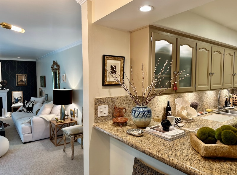 Building Photo - 6708 Hillpark Dr