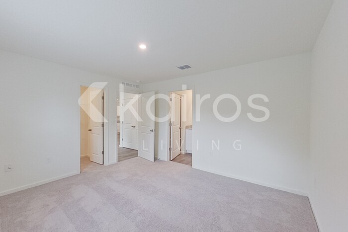 Building Photo - 8475 W 98th Ave