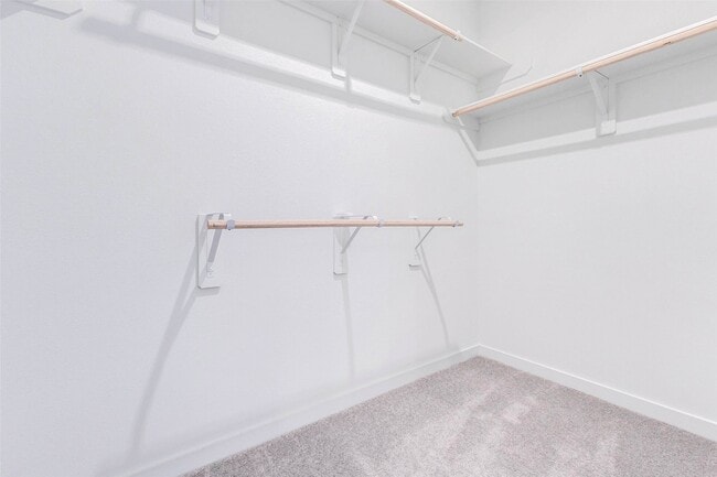 Building Photo - 27410 Sweetwater Bay Dr