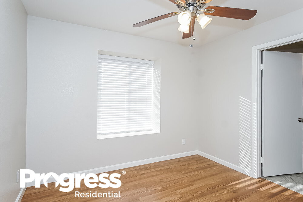 Building Photo - 827 Schooner Dr