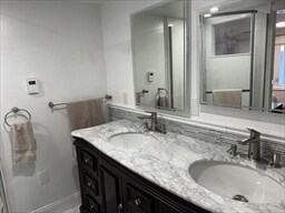 Building Photo - 16 Homestead Ave