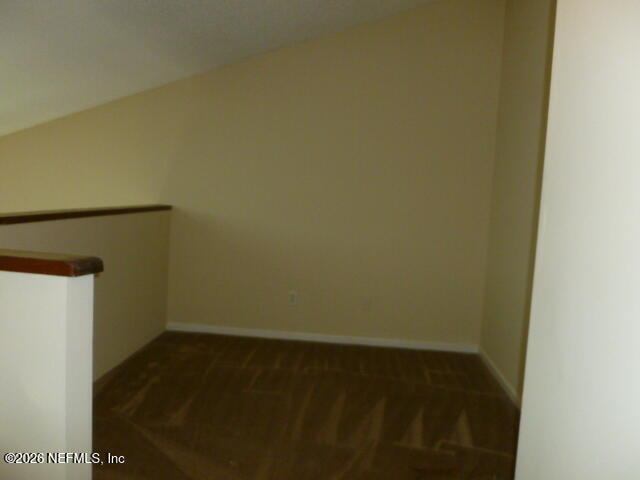 Building Photo - 85 Debarry Ave