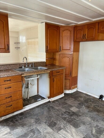 Building Photo - 920 Boardwalk Ln