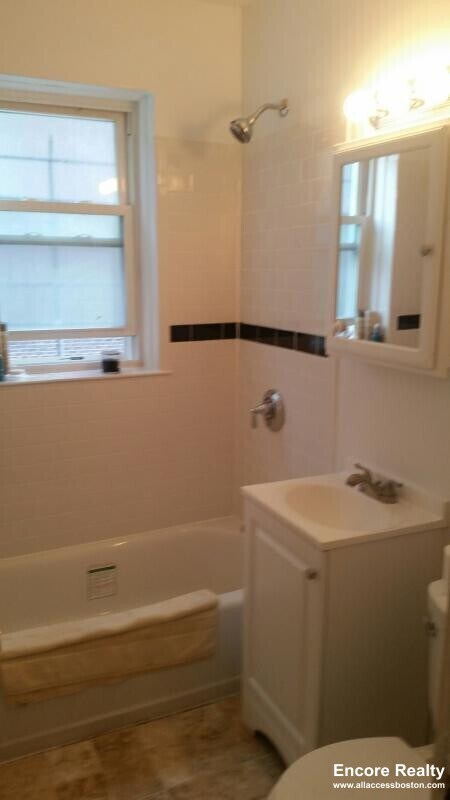 Building Photo - 1615 Commonwealth Ave