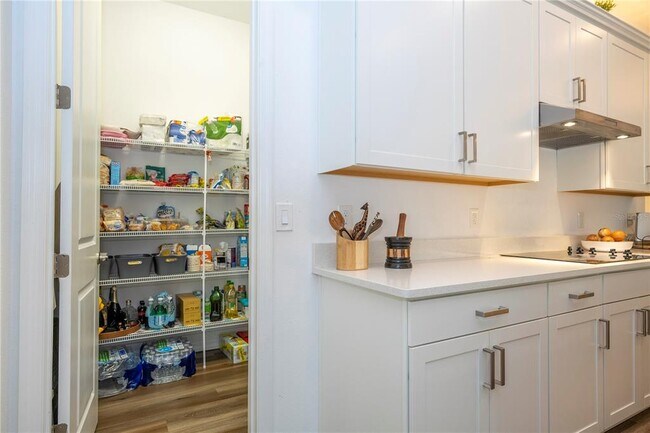 Building Photo - 10551 Petrillo Wy