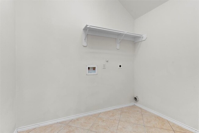 Building Photo - 11047 Pierce Valley Dr