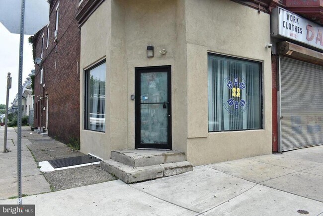 Primary Photo - 6031 Market St