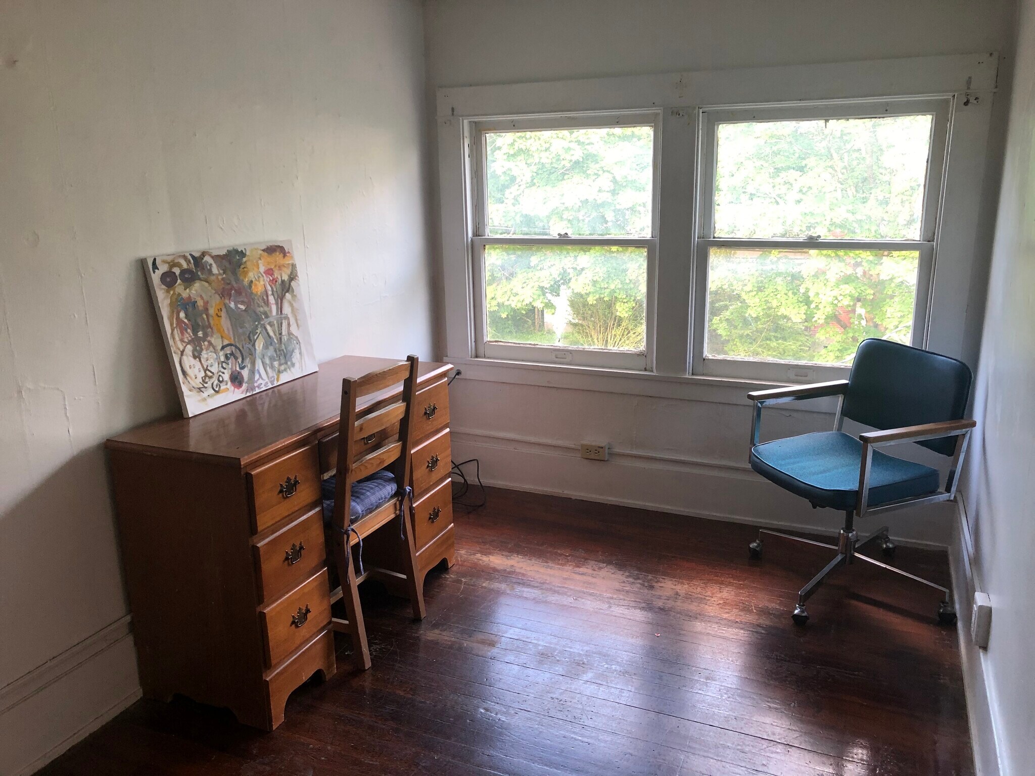 Bedroom - 210 Delaware Ave