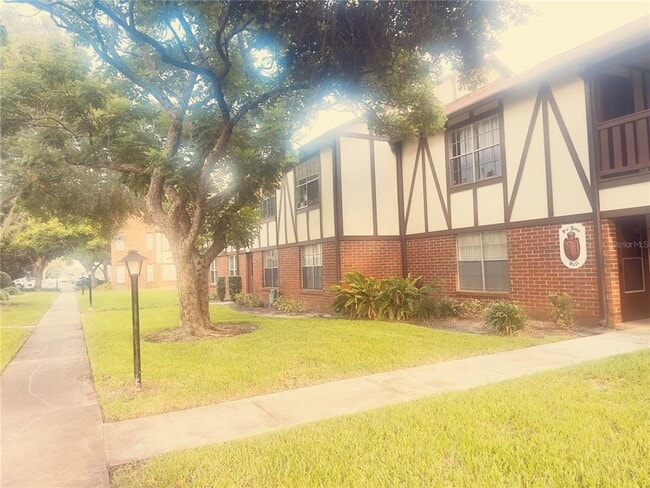 Building Photo - 5467 Hansel Ave