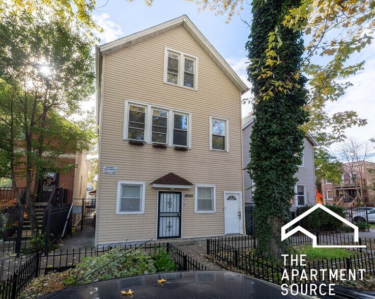 Building Photo - 2655 W Homer St