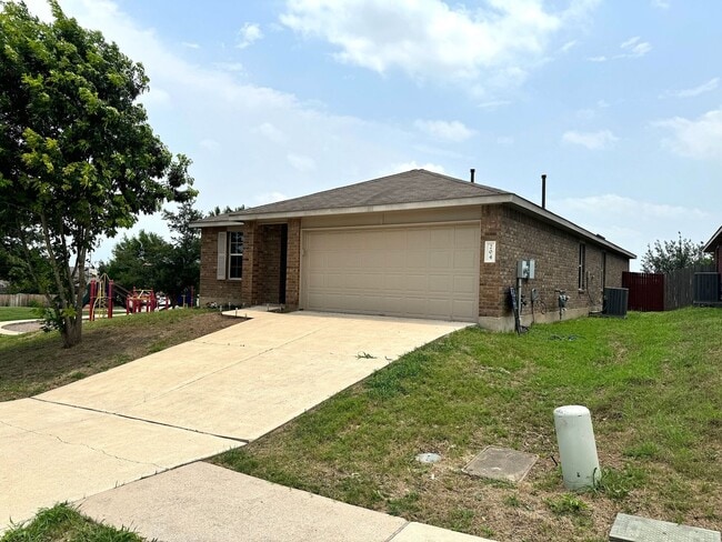 Building Photo - Beautifully 3 Bed, 2 Bath Renovated Home Near Austin – Spacious Layout & Community Perks