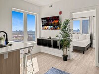 Building Photo - 2400 E Huntingdon St