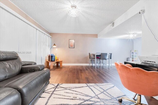 Building Photo - 8105 Lagos De Campo Blvd