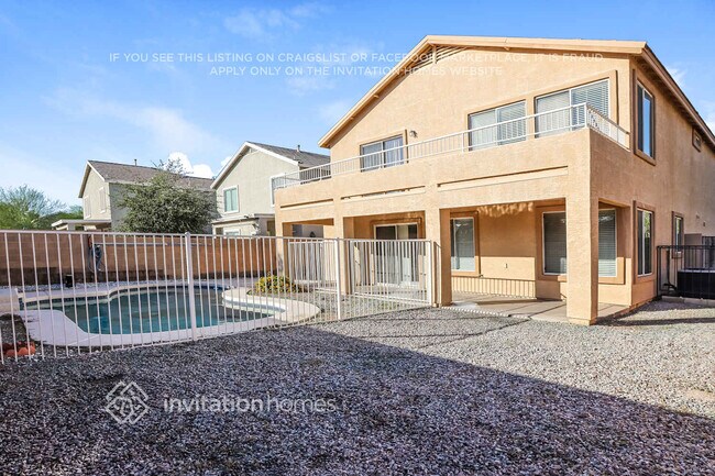 Building Photo - 7005 S 39th Dr