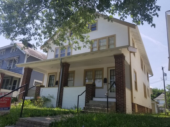 Primary Photo - 2385 N 4th St
