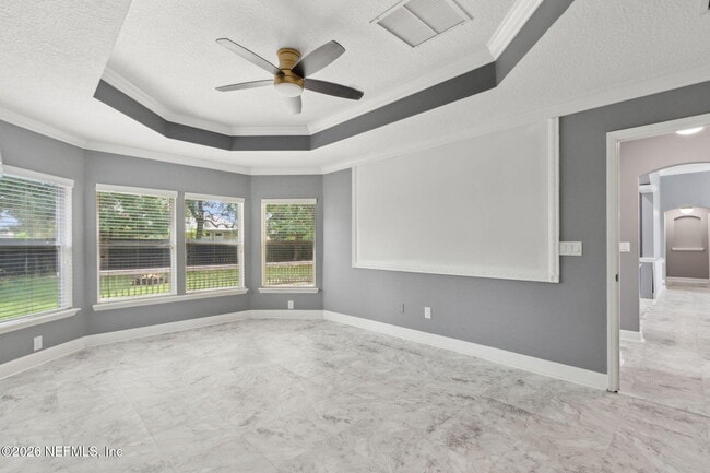 Building Photo - 14617 E Zachary Dr