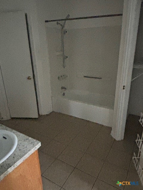 Building Photo - 606 Atkinson Ave