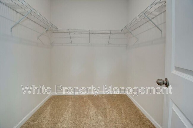 Building Photo - 3130 Glenn Hope Wy