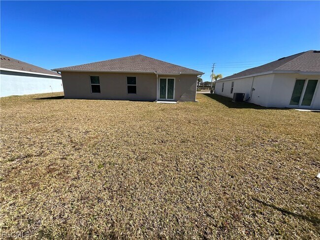 Building Photo - 3905 Treasure Oak Wy