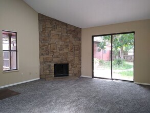 Building Photo - 470 S Fenton St