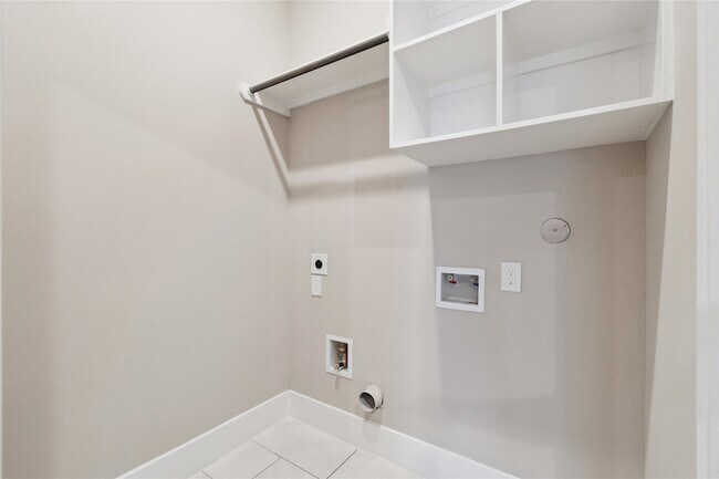 Building Photo - 4013 Griggs Rd