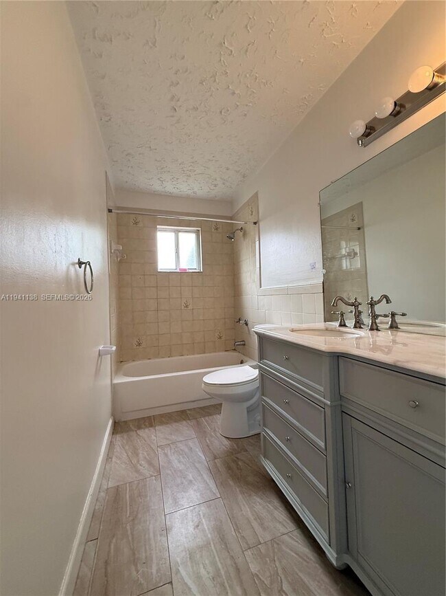 Building Photo - 13628 SW 287th Ln