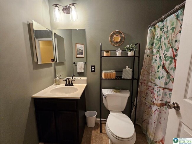 Building Photo - 247 Milkweed Dr