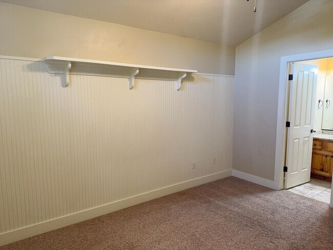 Building Photo - 1724 Ellerbeck Ln