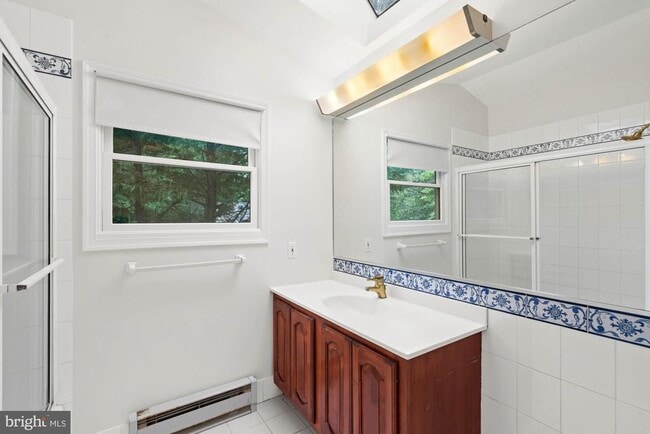 Building Photo - 5222 Duvall Dr