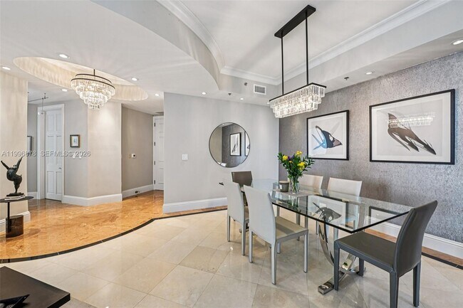 Building Photo - 626 Coral Wy