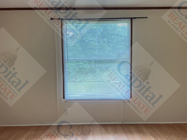 Building Photo - Quiet Country Manufactured Home