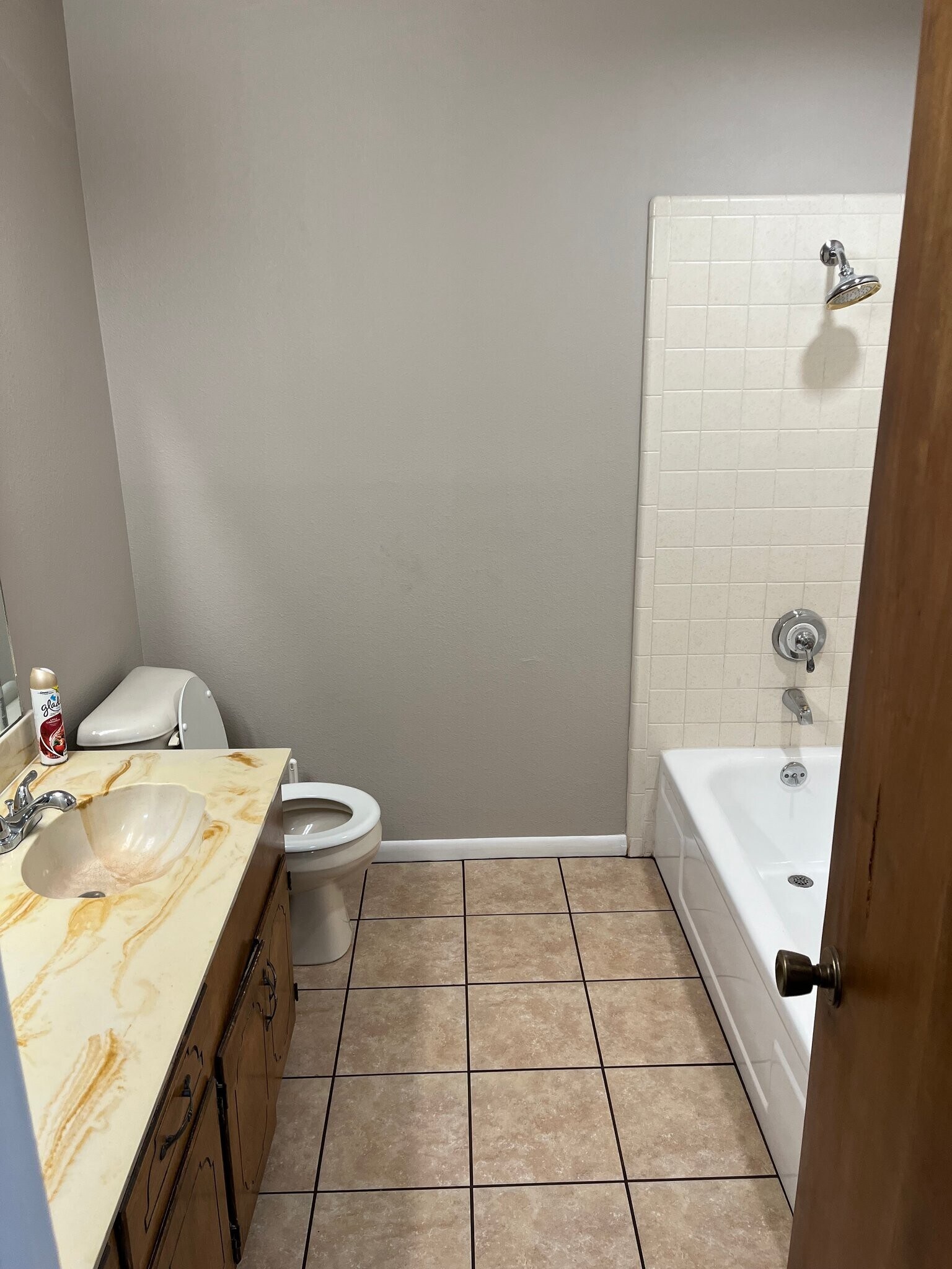 Building Photo - 4711 Lois Ln