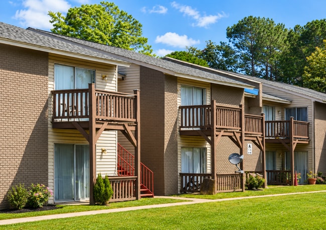 Building Photo - Monarch Creek
